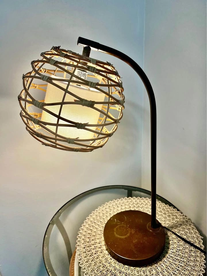 Side Table and Lamp with bulb