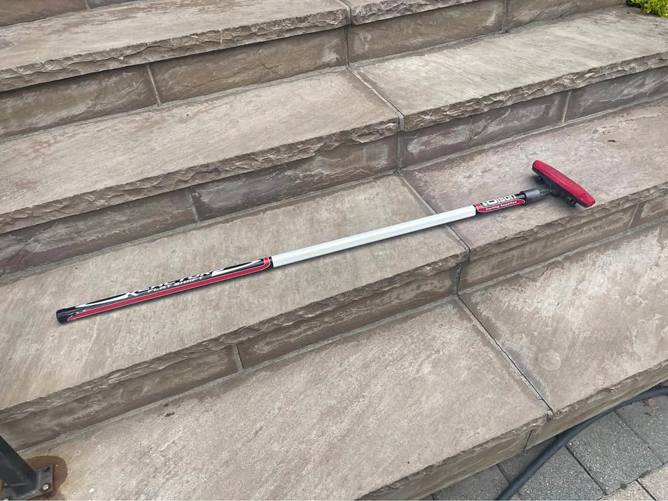 Curling broom
