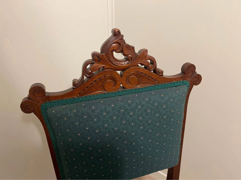 Vintage wooden chair - photo 3