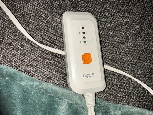 heated blanket - photo 2