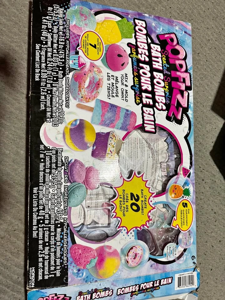 Pop Fizz Scented Surprise Bath Bomb Kit