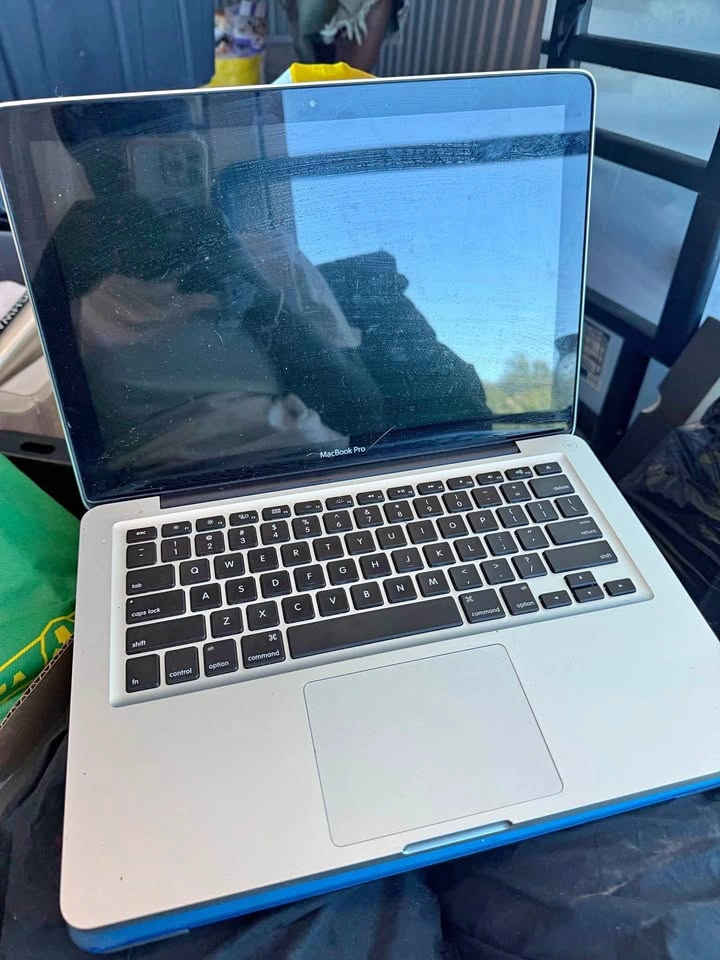 Apple MacBook Pro