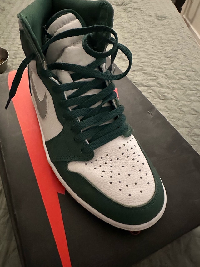 Nike Air Jordan 1 Retro High OG Gorge Green - photo 2
