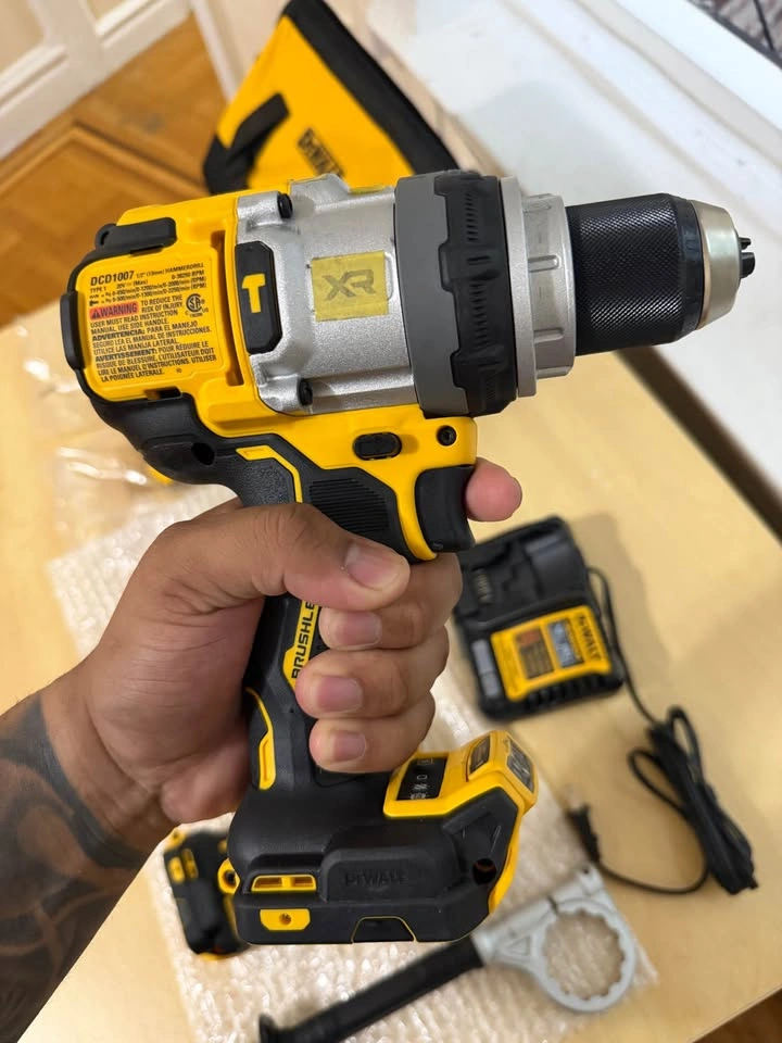 DEWALT DCD1007 20V MAX XR Brushless Hammer Drill - photo 4