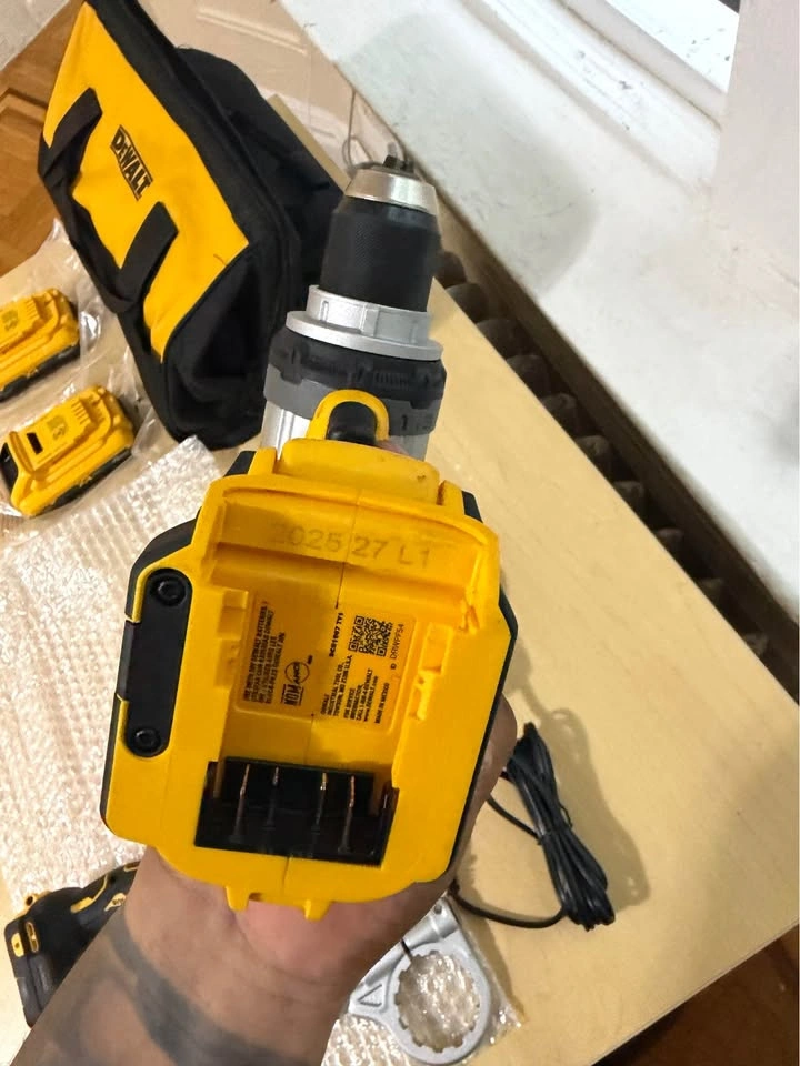 DEWALT DCD1007 20V MAX XR Brushless Hammer Drill - photo 5