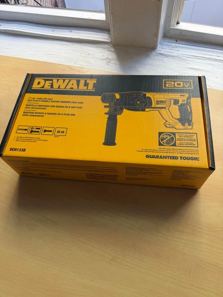 DEWALT DCH133 20V MAX XR Brushless SDS Plus Rotary Hammer - photo 2