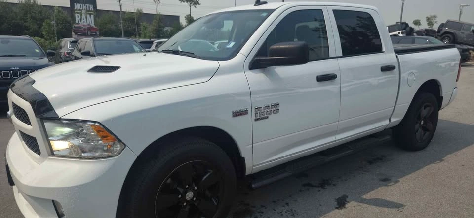 2022 Ram 1500 Classic Crew Cab - photo 3