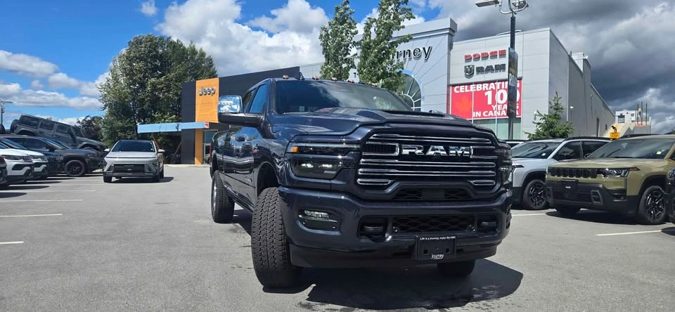 2026 Ram 3500 Crew Cab - photo 2