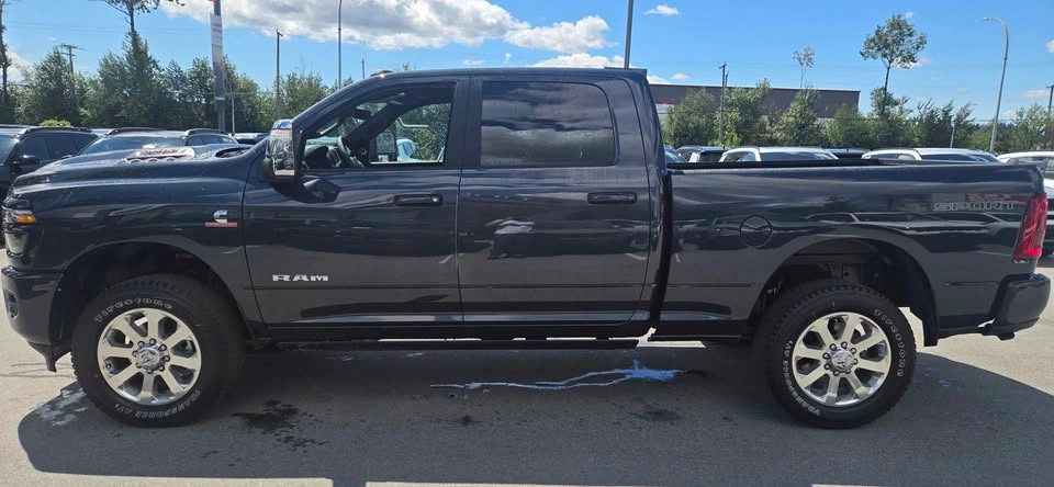 2026 Ram 3500 Crew Cab - photo 5