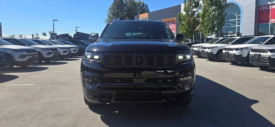 2024 Jeep Grand Wagoneer - photo 2