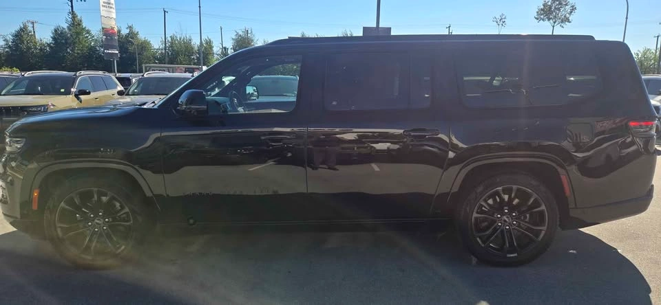2024 Jeep Grand Wagoneer - photo 4