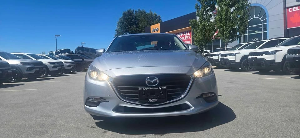 2018 Mazda Mazda3 - photo 2