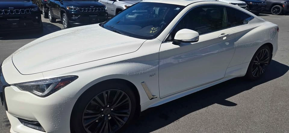 2017 Infiniti Q60 - photo 3