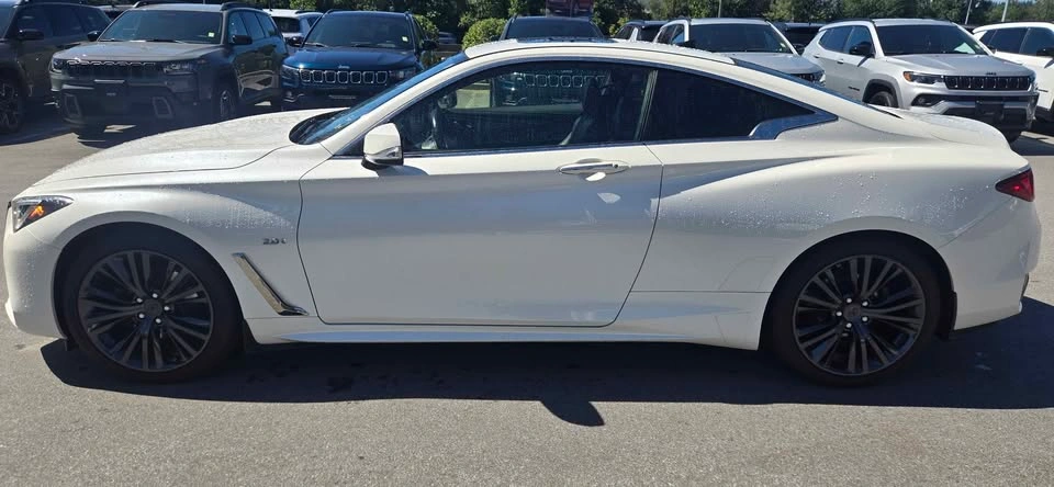 2017 Infiniti Q60 - photo 4