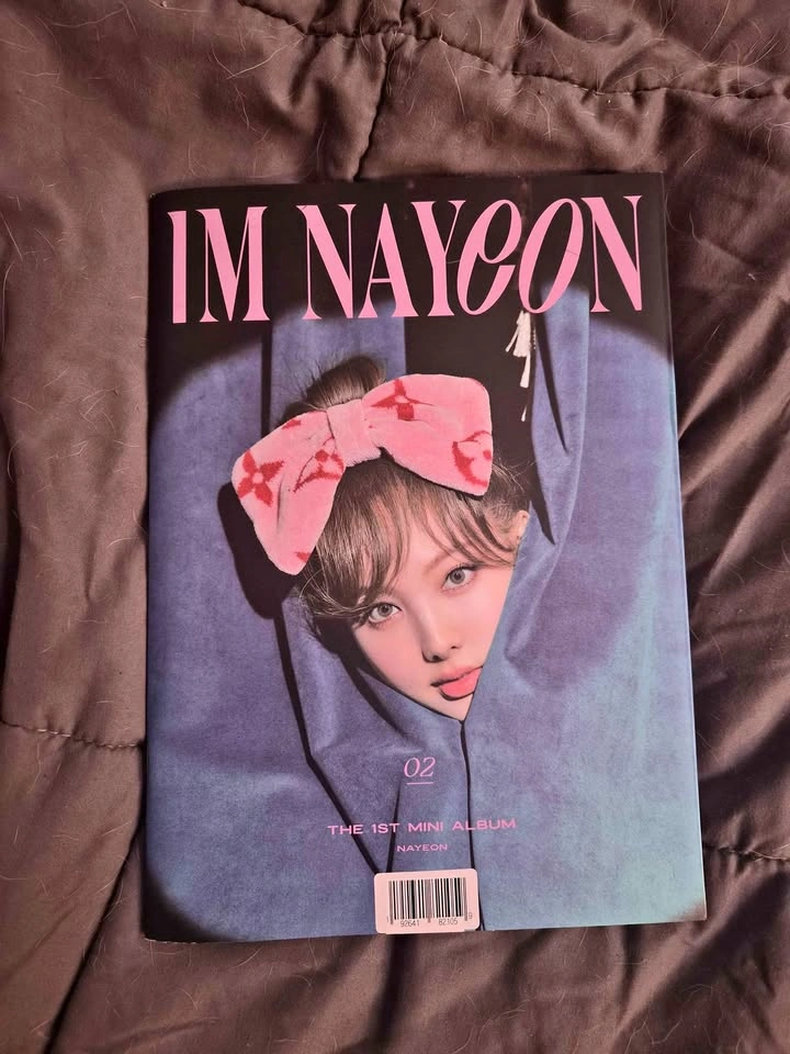 Im Nayeon 1st mini album