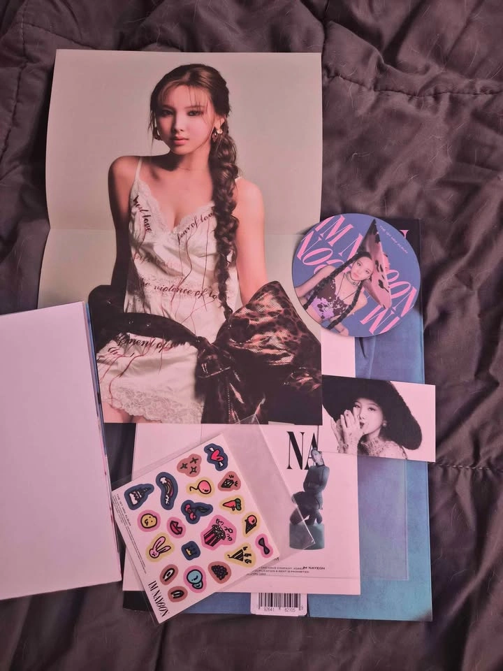 Im Nayeon 1st mini album - photo 4