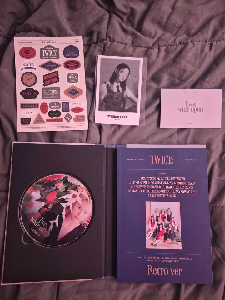 Twice Eyes Wide open album (story ver.) - photo 3