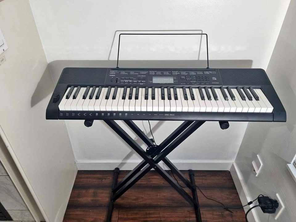 Casio CTK-3500 61-Key Keyboard with Stand