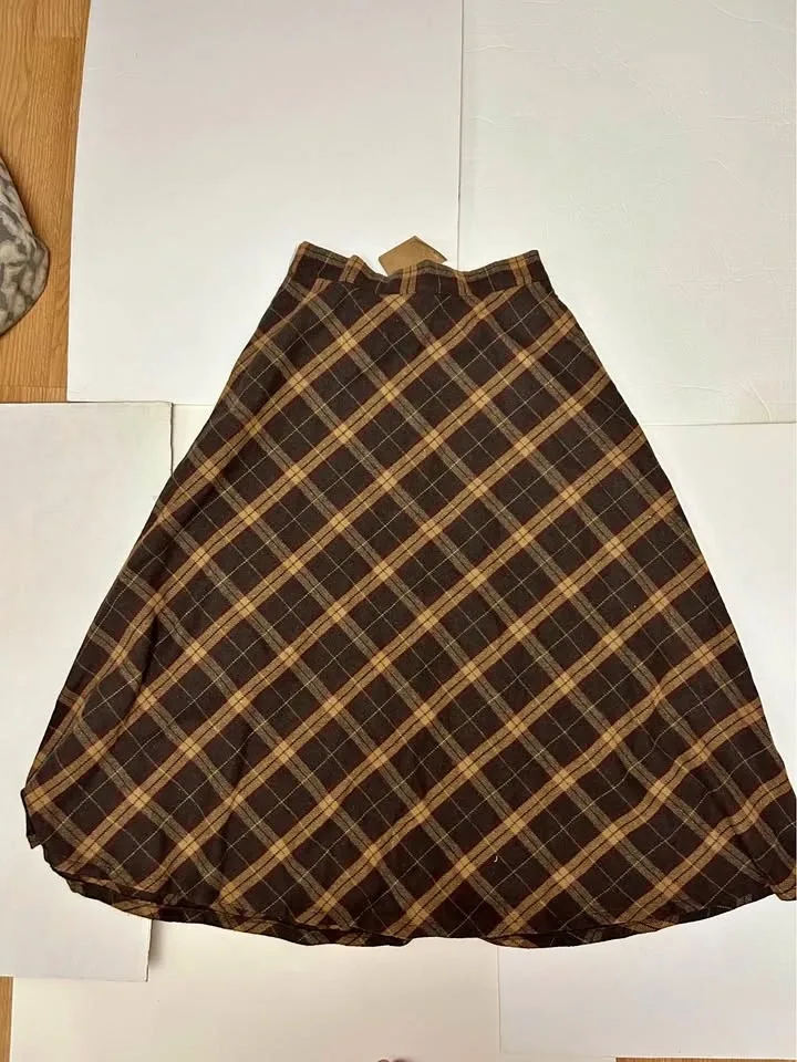 RIHOAS Plaid Midi Skirt – Size M – BNWT