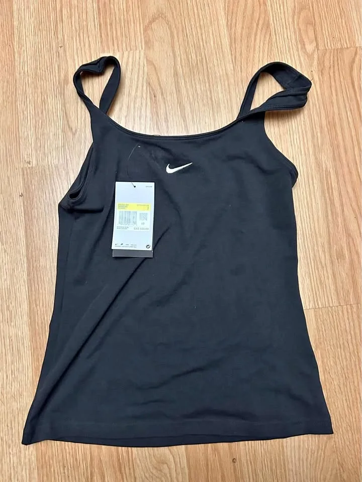 Nike Women's Tank Top - Black (small)