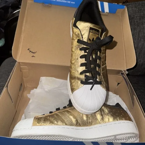 Men’s Adidas Superstar Originals (8.5) – Metallic Gold Leather - photo 5
