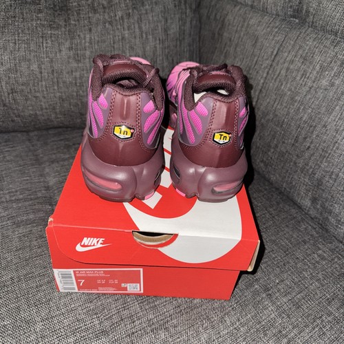 Nike Air Max Plus Burgundy Crush Flower Pink (Women's) - photo 3