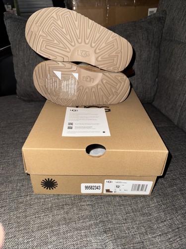 UGG Toddlers Mini Bailey Bow II Boot - Chestnut, Size 12 - photo 2