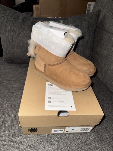 UGG Toddlers Mini Bailey Bow II Boot - Chestnut, Size 12 - photo 4