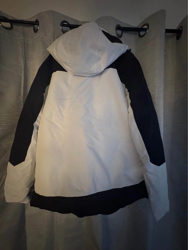Mountain Warehouse Ski Jacket – Large – Like New - photo 2
