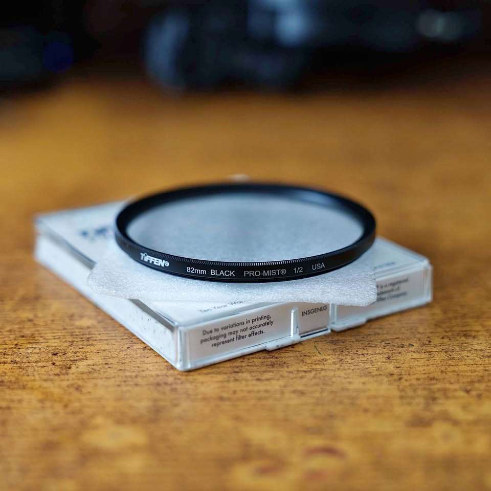 Tiffen 82mm Black Pro Mist - 1/2 Strength