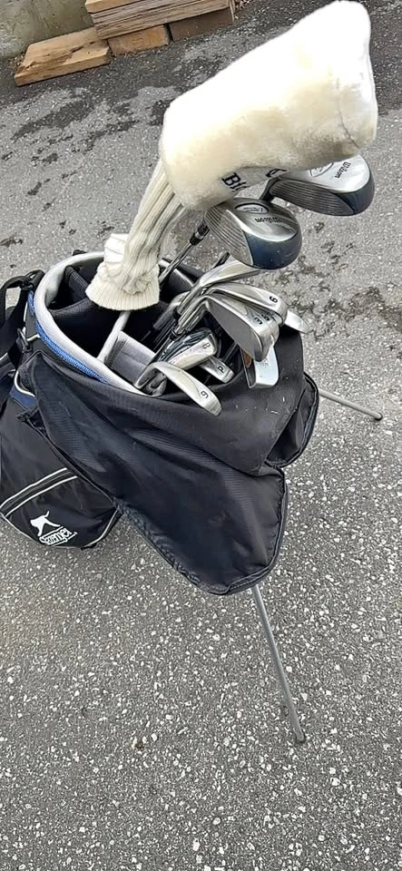 Slazenger Golf Bag with Wilson Clubs