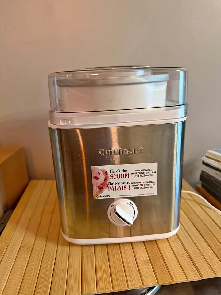 Cuisinart Pure Indulgence Frozen Yogurt-Ice Cream & Sorbet Maker