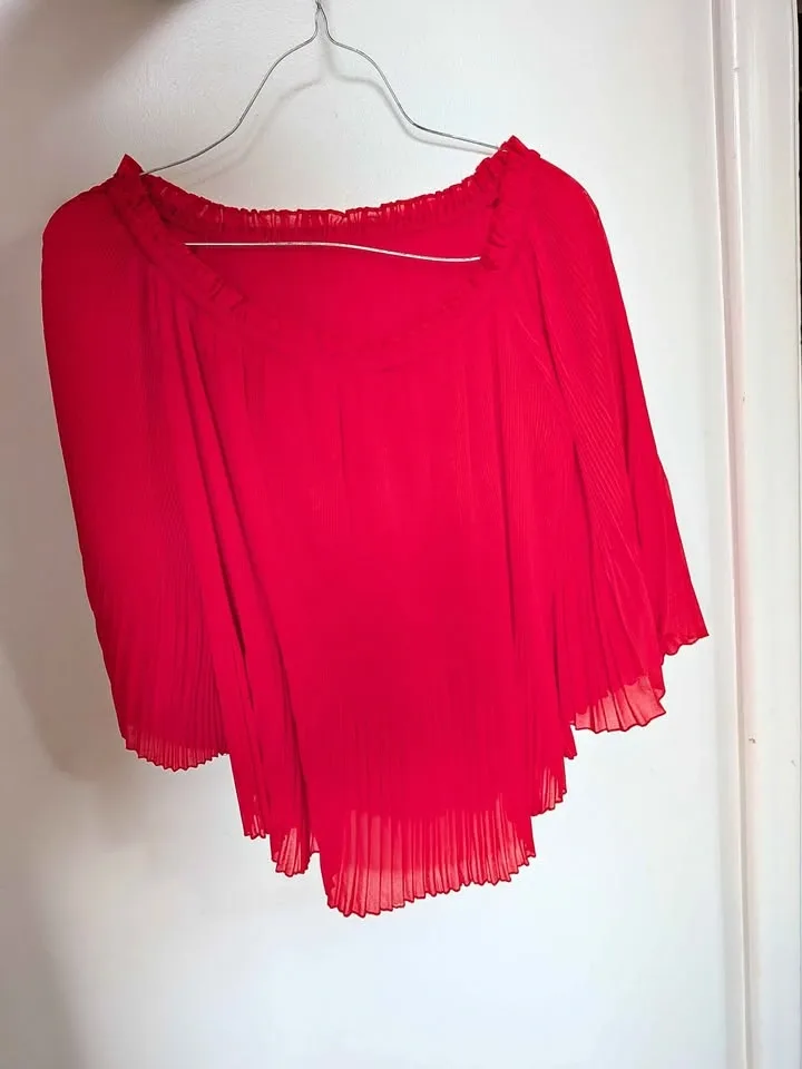 Vintage women's pleated top, M/L