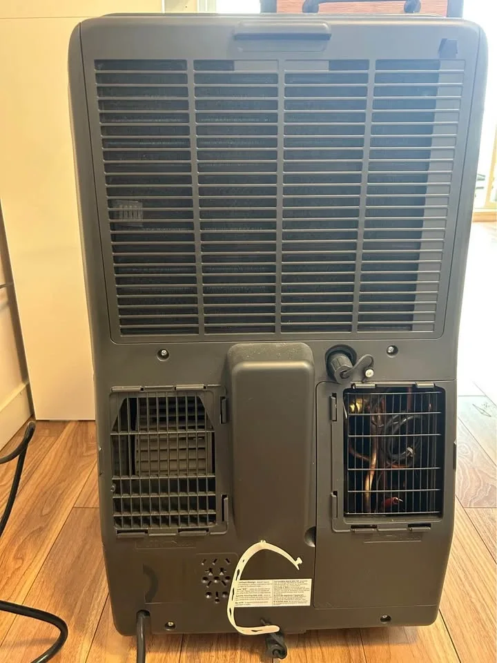 [Pristine] Hisense 4-in-1 Dual Hose Portable AC & Heater - photo 3