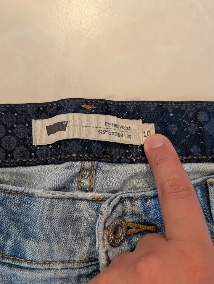 Levi's 525 Perfect Waist Straight Leg Jeans Women's Size 10 - photo 2
