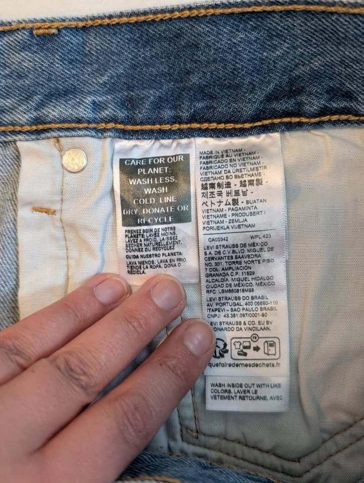 LEVI'S 501 Original Distressed Denim Cutoff Shorts - Size W34 - photo 2