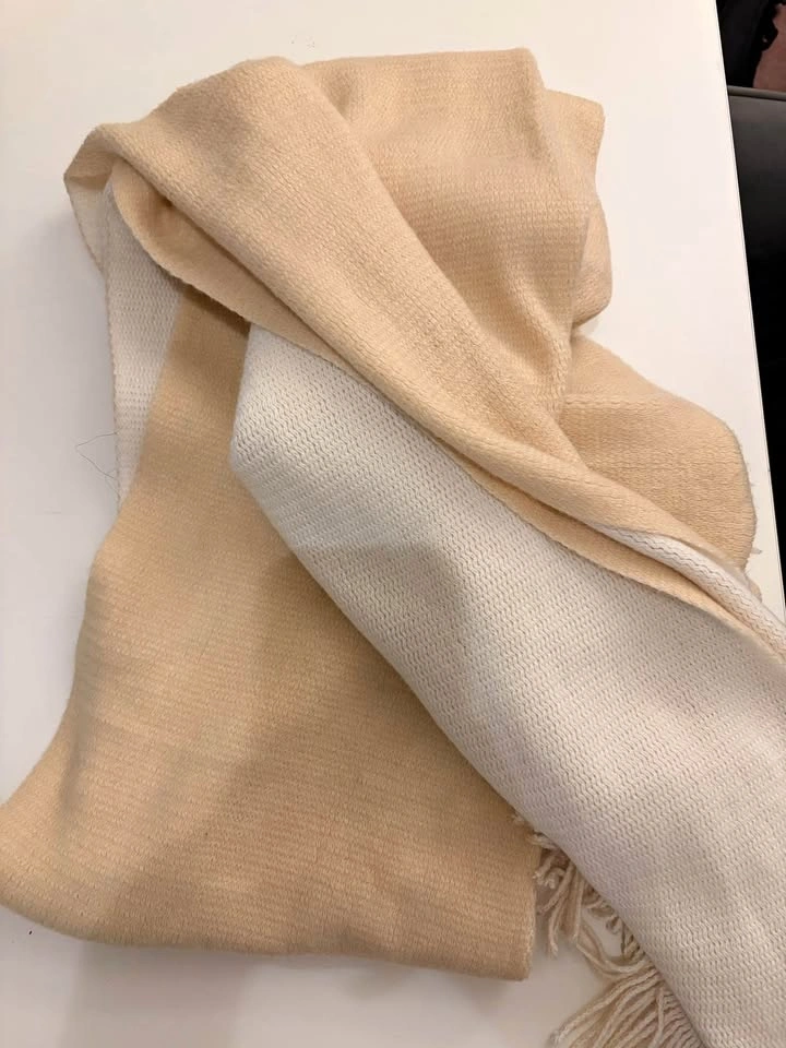 Oak and Fort Two Side Scarf Beige White