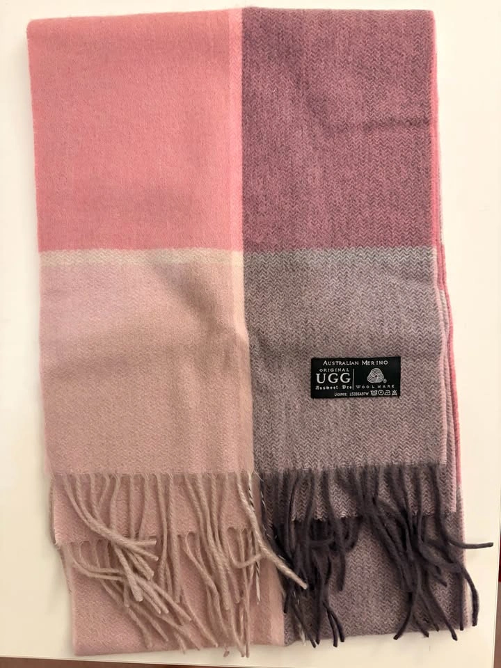 BRAND NEW UGG Australian Wool Scarf - photo 2