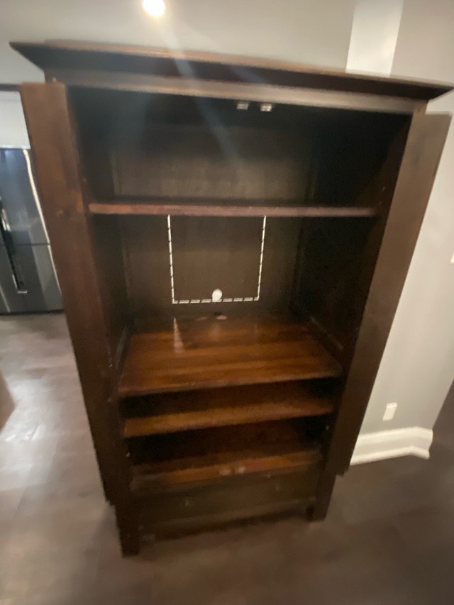 Stylish hutch! - photo 2