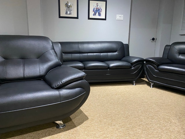 Modern 2 Black Chairs - photo 2