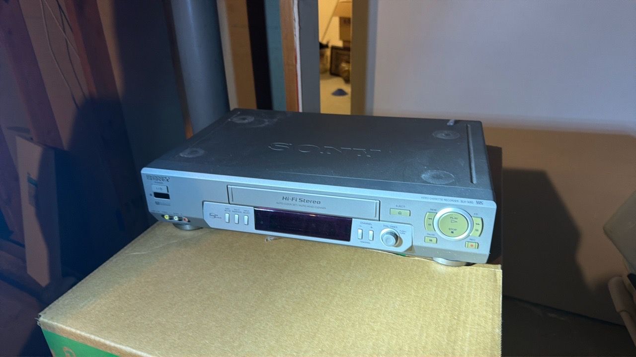 Sony Hi-Fi Stereo VHS VCR