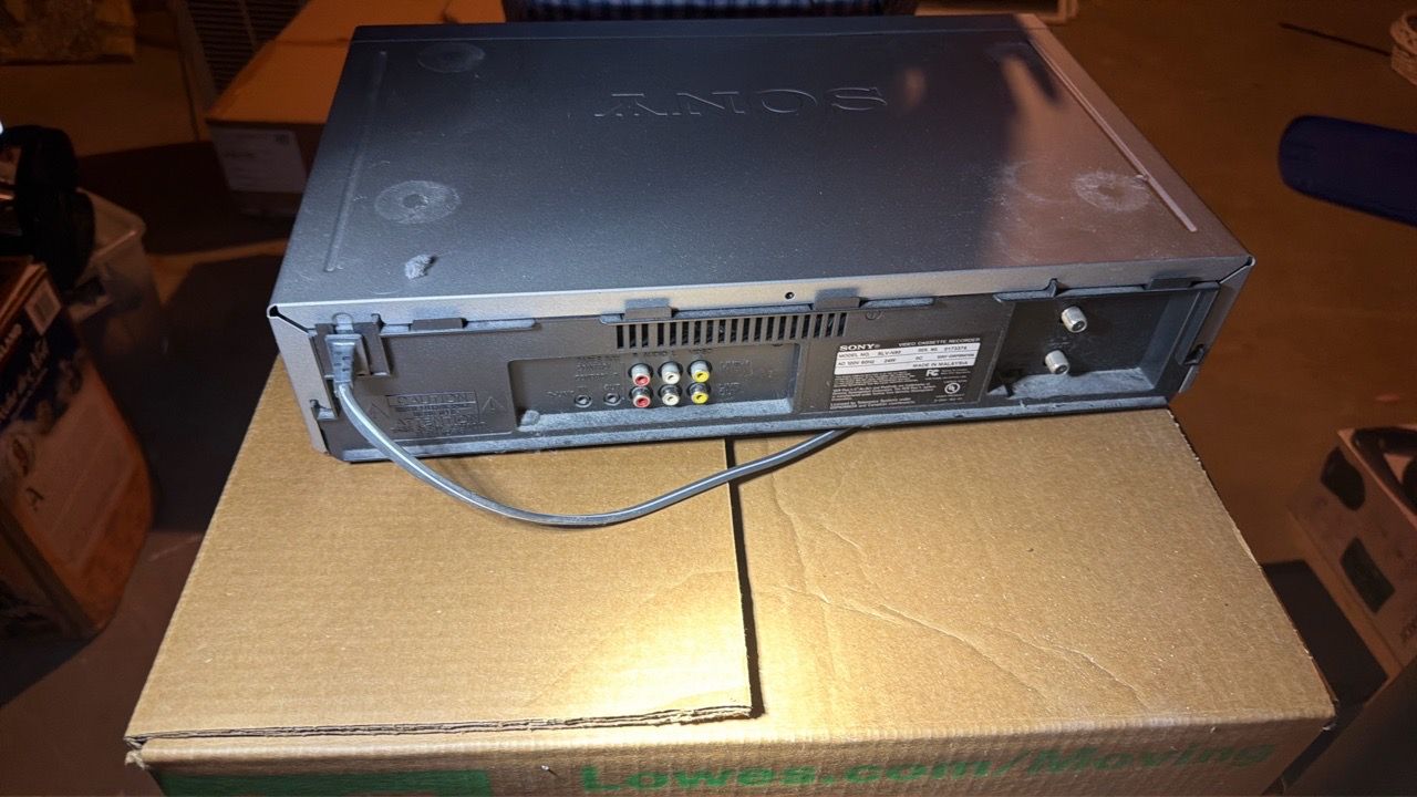 Sony Hi-Fi Stereo VHS VCR - photo 2