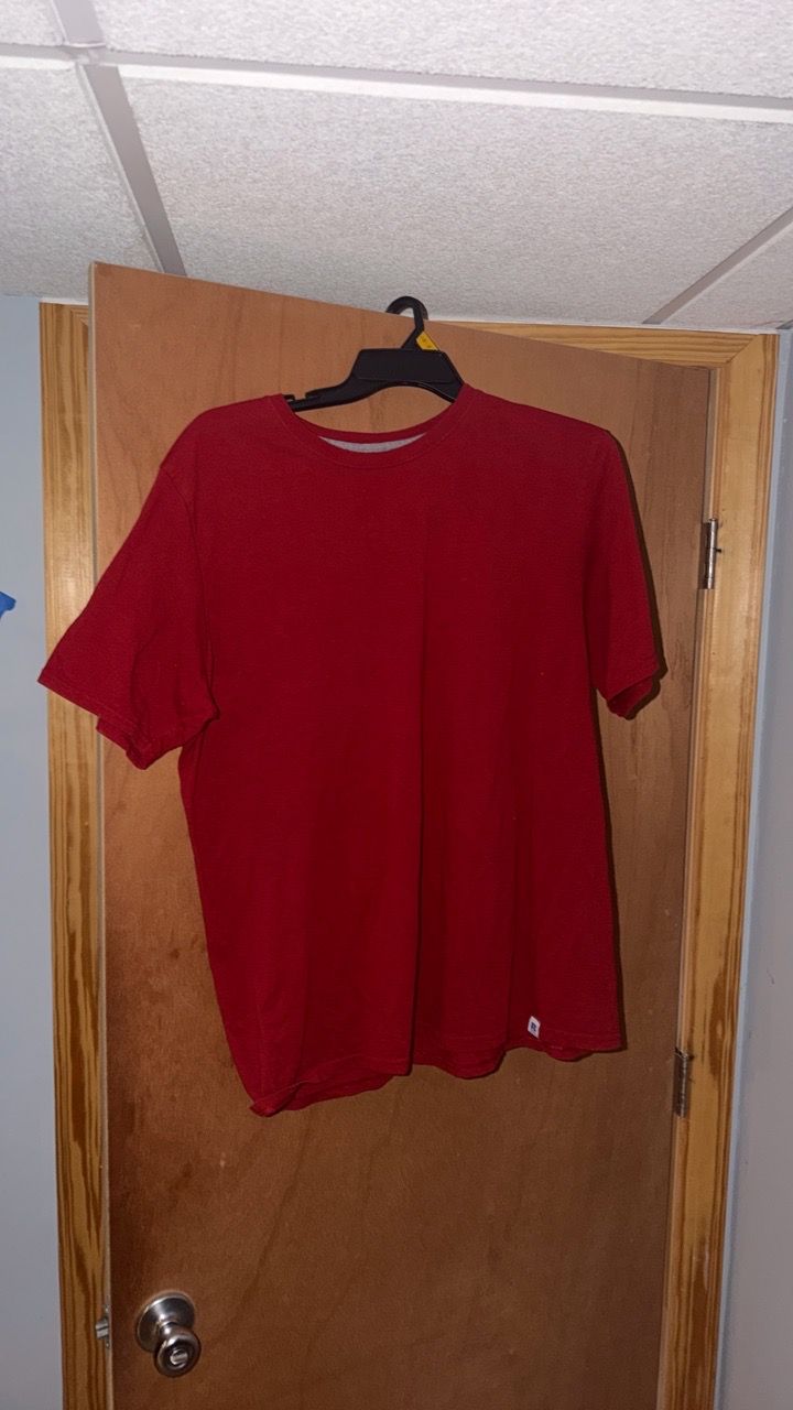 Red Plain Crew Neck T-Shirt - photo 2