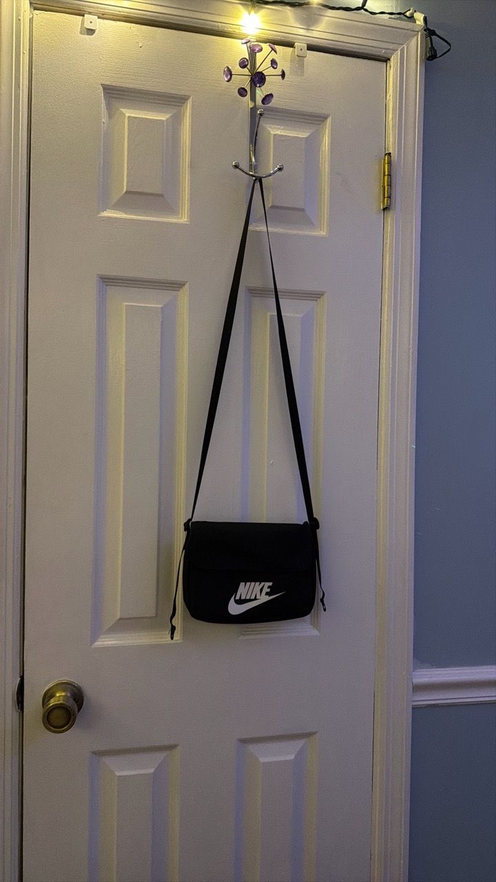 Nike Black Crossbody Shoulder Bag