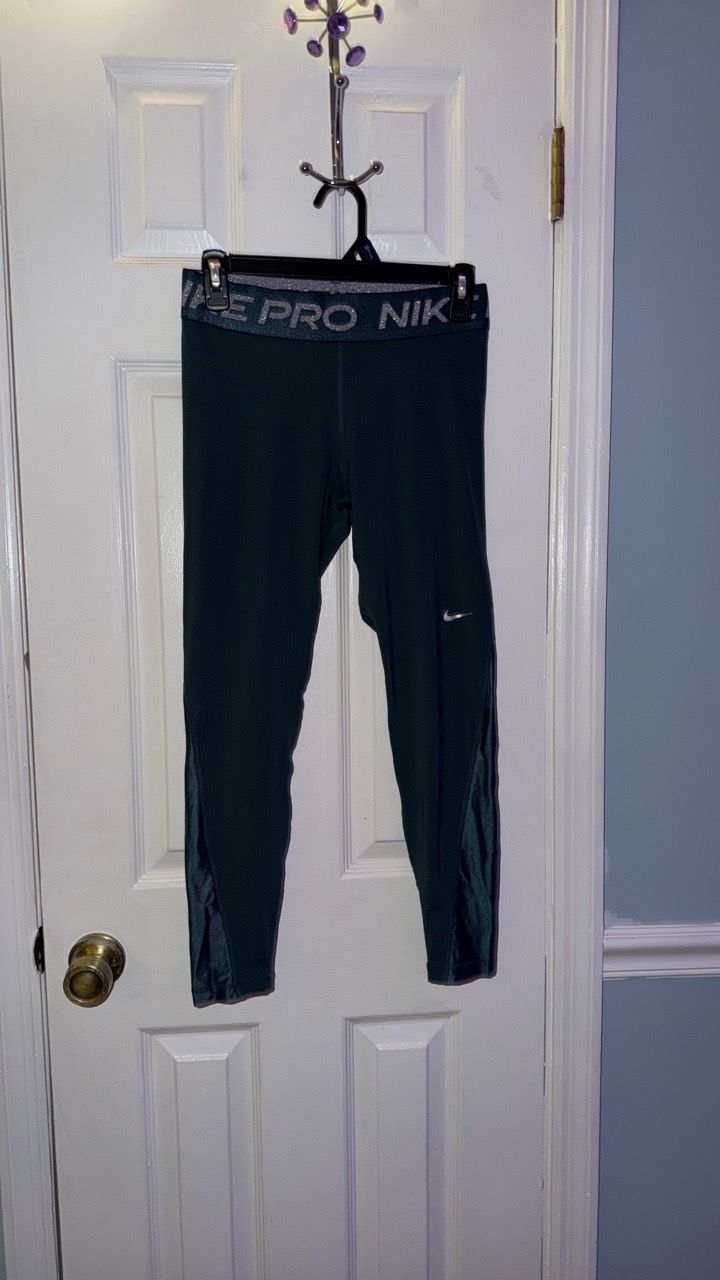 Nike pro leggings