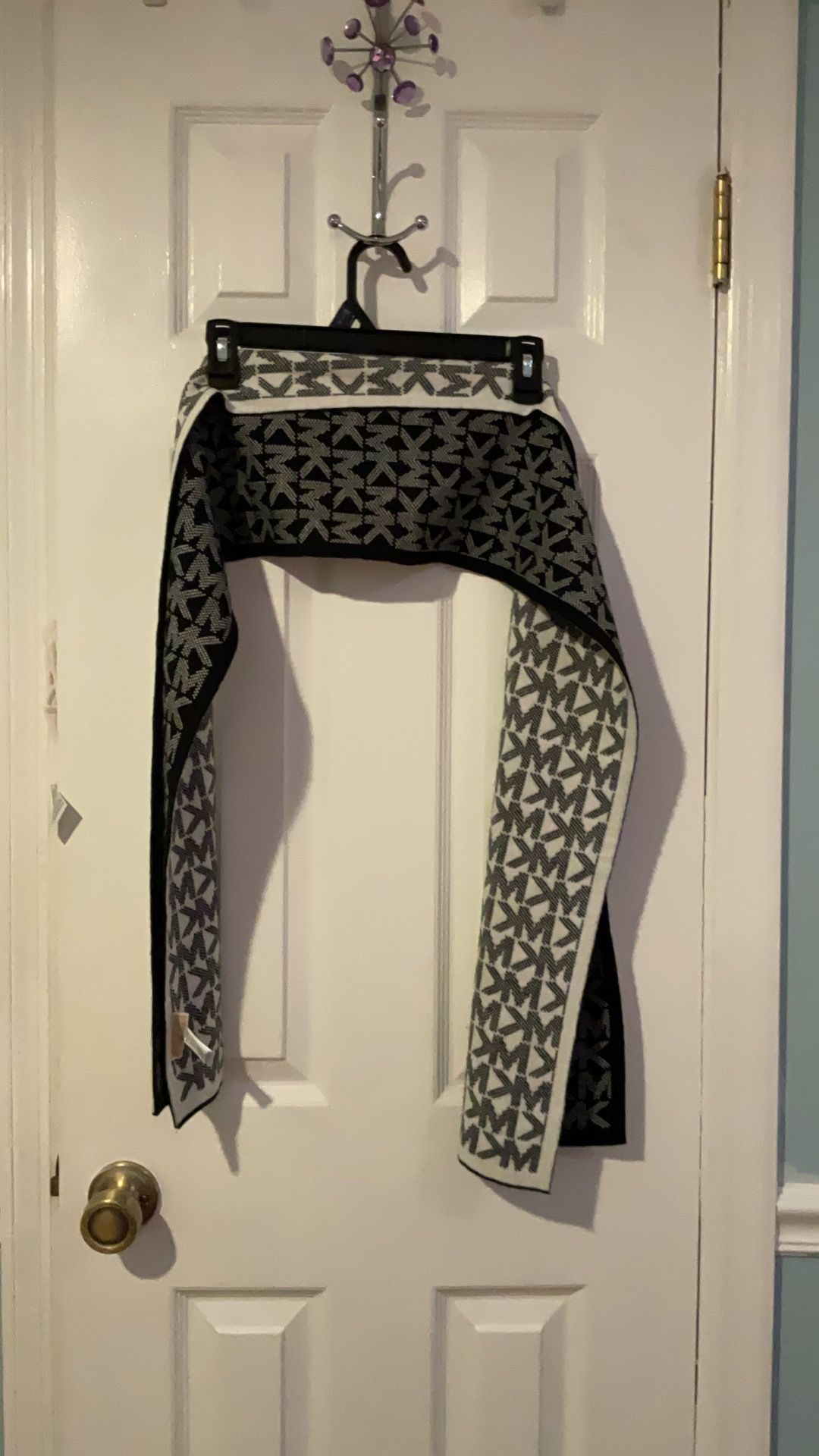 Michael Kors reversible scarf