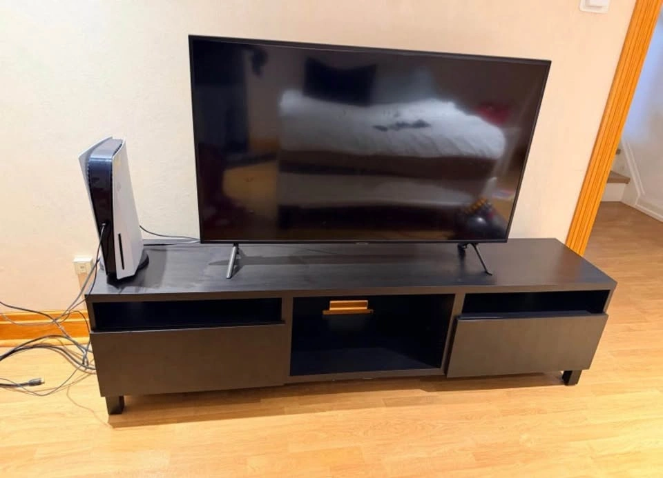 Samsung 50” RU7100 4K UHD Smart LED TV – Excellent Condition - photo 3