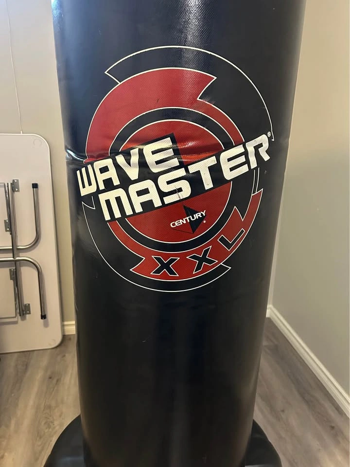 Century Wavemaster XXL Freestanding Heavy Bag - photo 2