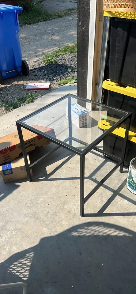 Coffee table and side table - Black and Glass Modern - photo 4