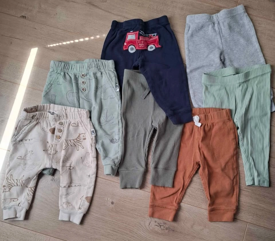 BOY CLOTHES 3-6 months - photo 2